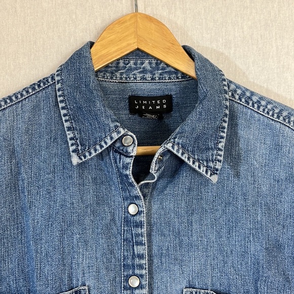 Vintage The Limited short sleeve snap button down denim shirt, size M - Picture 2 of 6
